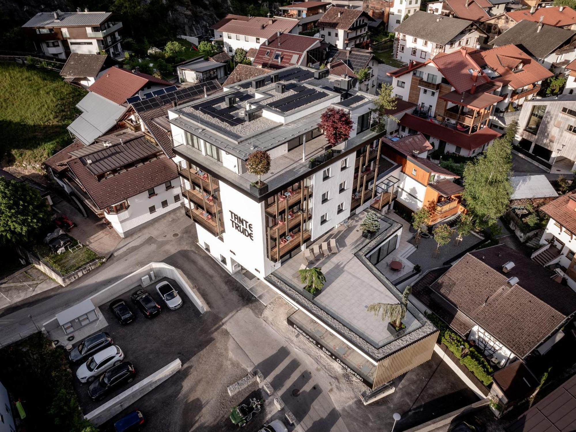 Aparthotel Tante Trude Oetz Exterior foto